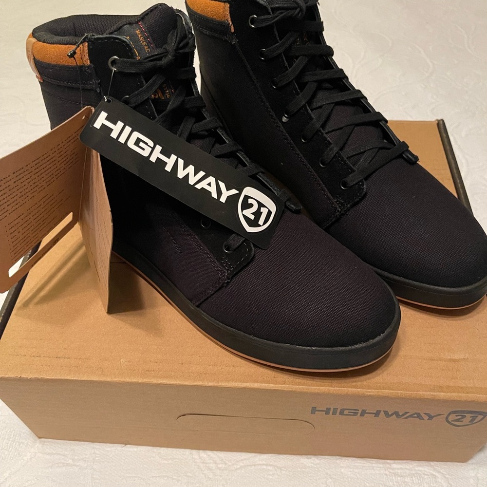 Highway 21 Black High-Top Sneakers with Minimalist Design
